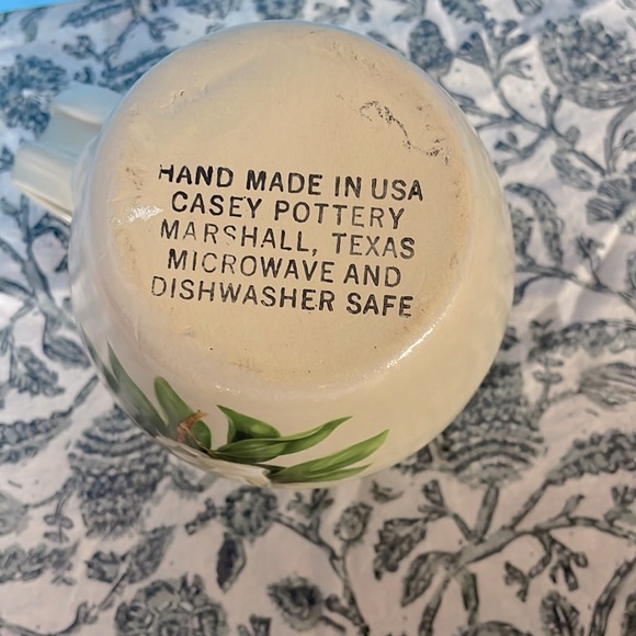 Handmade Casey Pottery, Marshall, Texas, magnolia - Picture 3 of 6